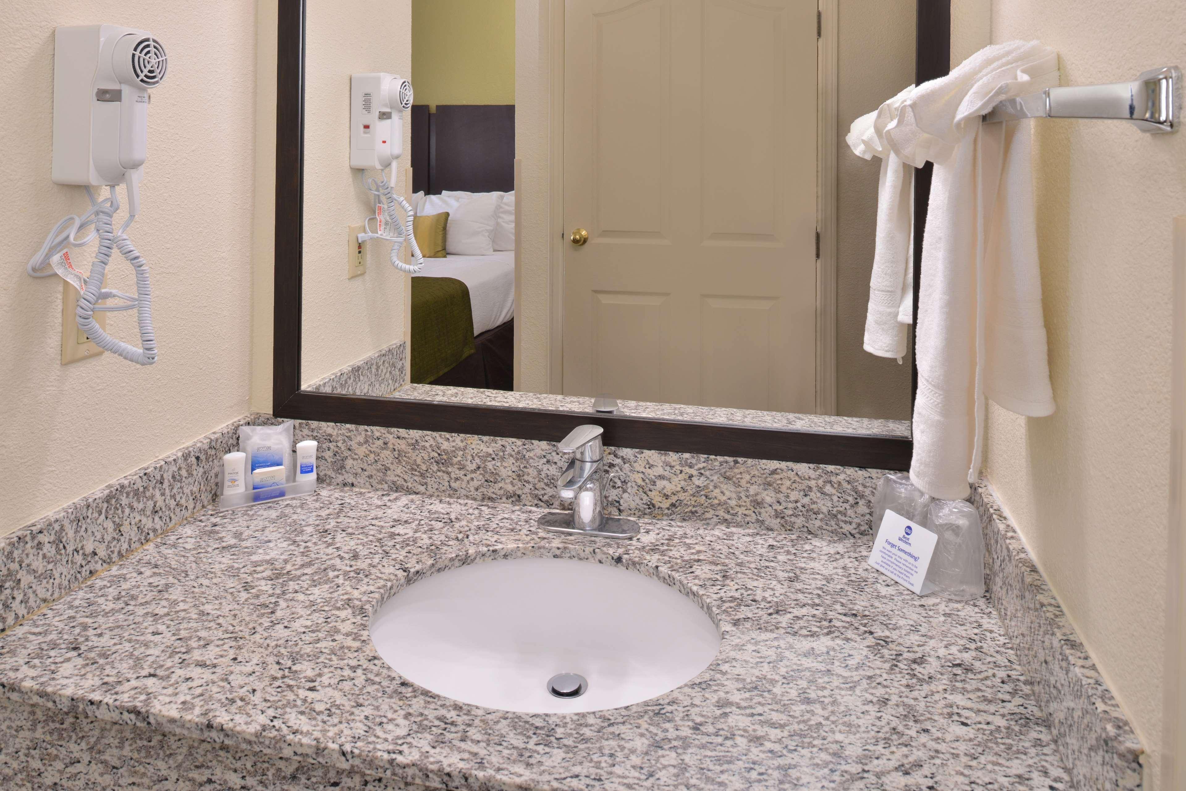 Best Western Executive Inn Los Banos Exterior photo
