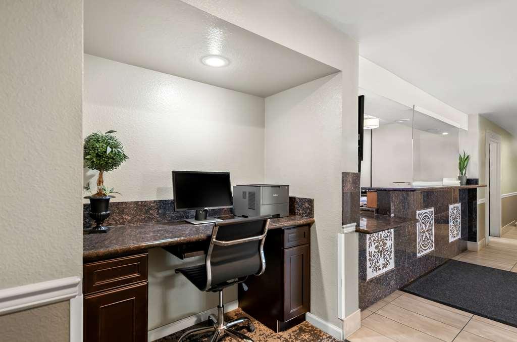 Best Western Executive Inn Los Banos Facilities photo