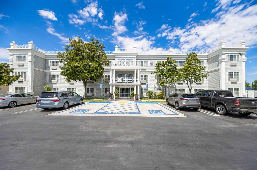 Best Western Executive Inn Los Banos Exterior photo