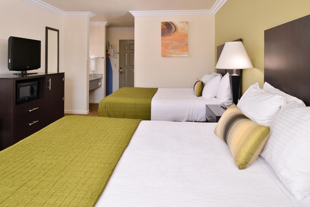 Best Western Executive Inn Los Banos Room photo