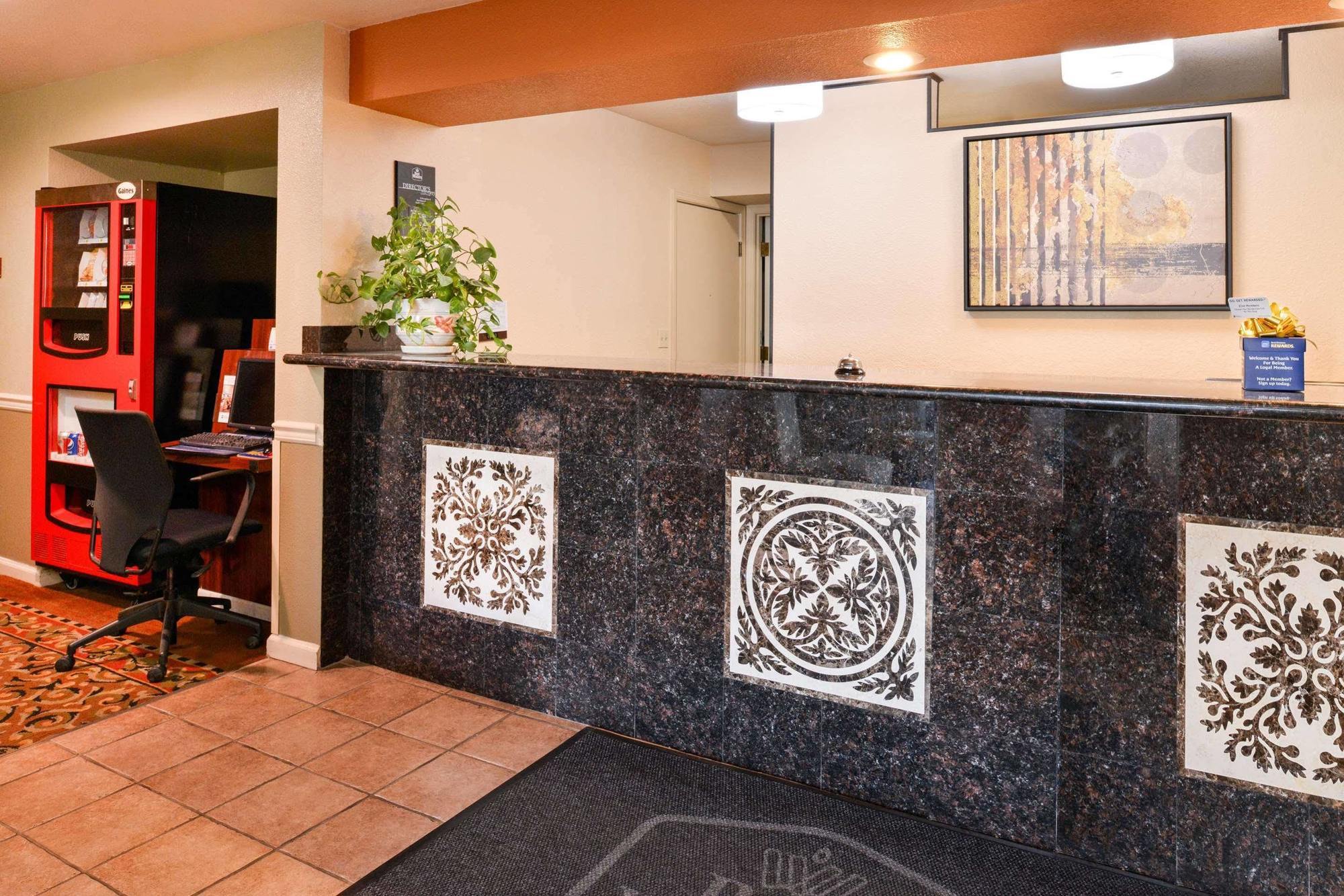 Best Western Executive Inn Los Banos Exterior photo